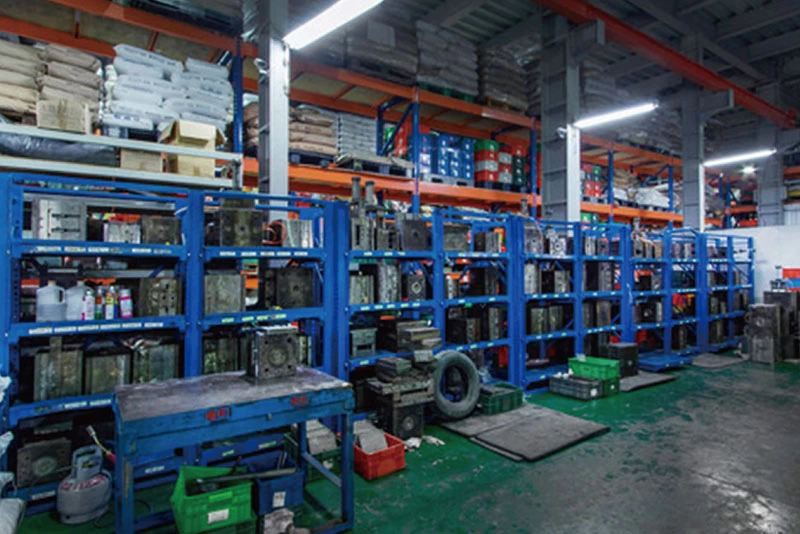 Blow Mold Case Molding